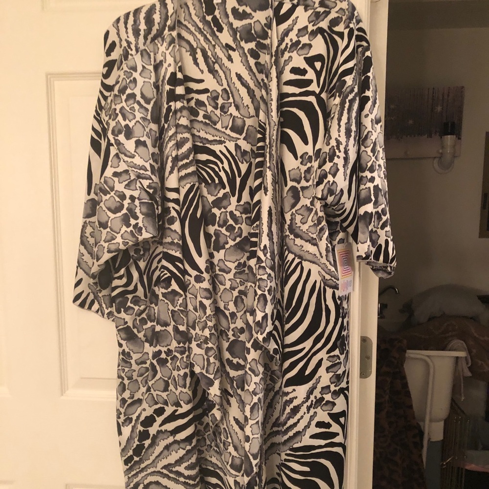 Lularoe Shirley kimono style jacket